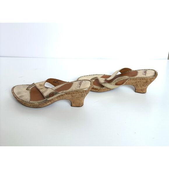 Born Sandals Cork Wedge Heel Gold Metallic Leather Thong Arch Support Women’s 9 - Picture 4 of 8